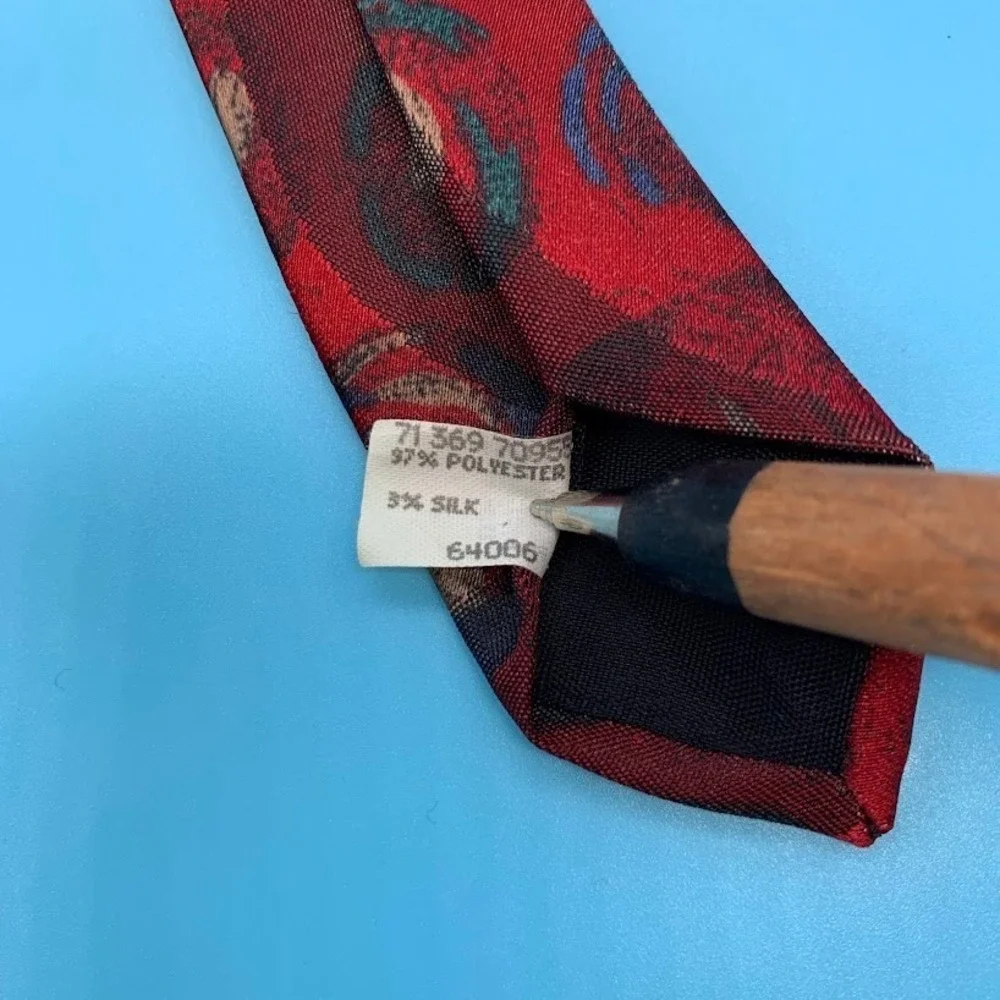 Vintage Oscar De La Renta Studio Red Abstract Print Men's Classic Neck Tie